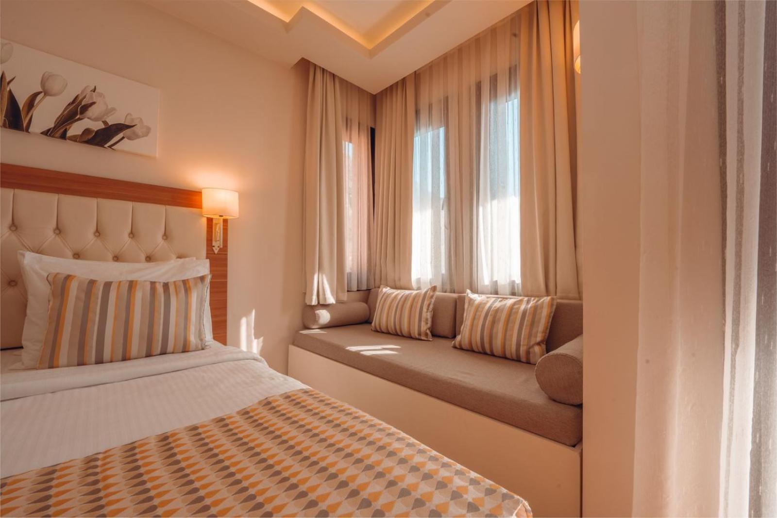 Sundia By Liberty Suncity 4* Ölüdeniz