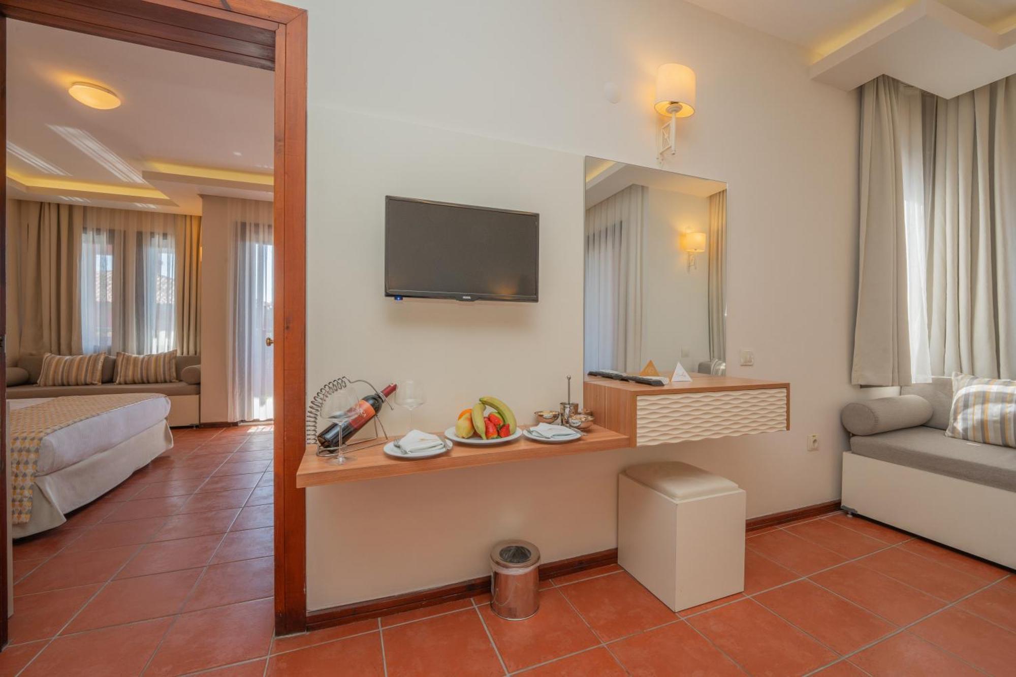 Sundia By Liberty Suncity 4* Олудениз